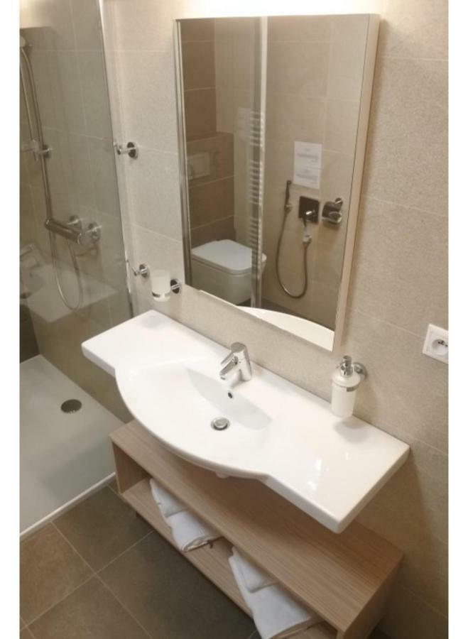Apartman V Starej Lesnej S Balkonom Stará Lesná Exteriér fotografie